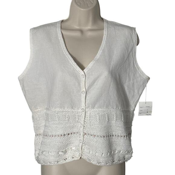 thyme Tops - NWT Thyme Sleeveless Button Front Crochet Floral Detail Linen Blend Top Cream M